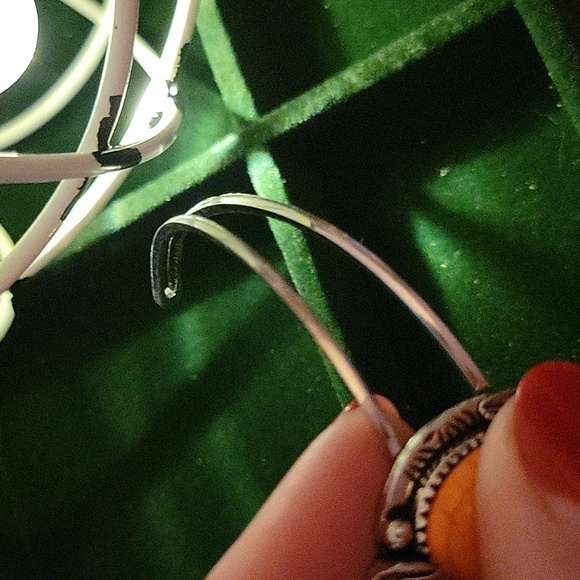 Silver Tone Melon Colored Stone 8.5" Bracelet - Picture 2 of 4